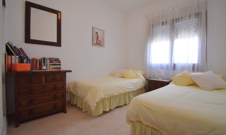 Sale - Villa -
Orihuela Costa* - La Zenia*