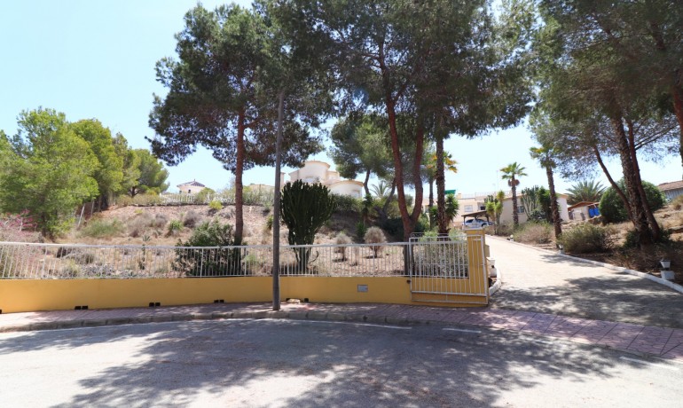 Sale - Villa -
Algorfa