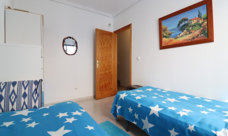 Sale - Villa -
Alicante* - Daya Vieja*