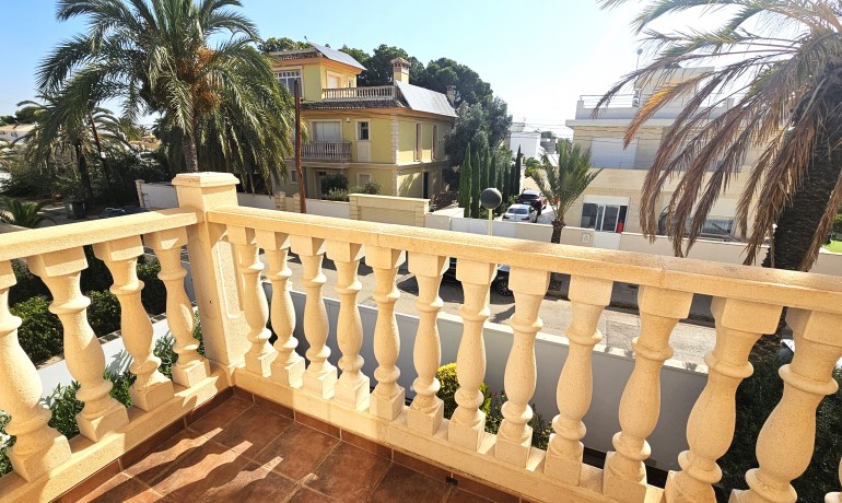 Herverkoop - Villa -
Orihuela Costa* - Cabo Roig*