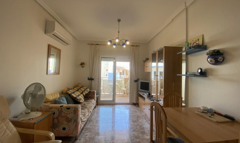 Sale - Apartment / Flat -
Orihuela Costa - Cabo Roig