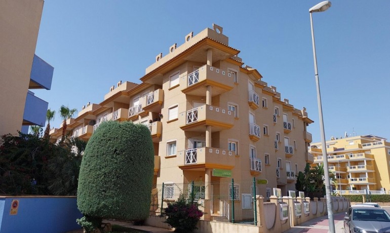 Sale - Apartment / Flat -
Orihuela Costa - Cabo Roig