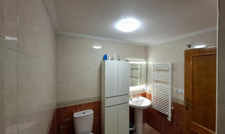 Sale - Apartment / Flat -
Torrevieja - Los Altos