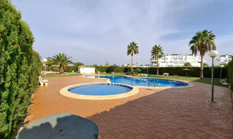 Herverkoop - Appartement / Flat -
Torrevieja - Los Altos