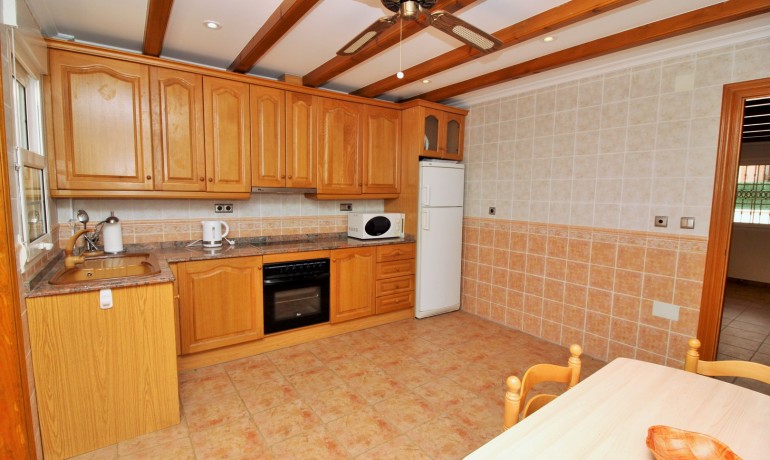 Sale - Villa -
Villamartin - Los Dolses