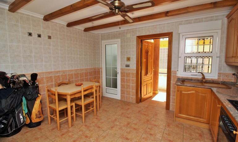 Sale - Villa -
Villamartin - Los Dolses