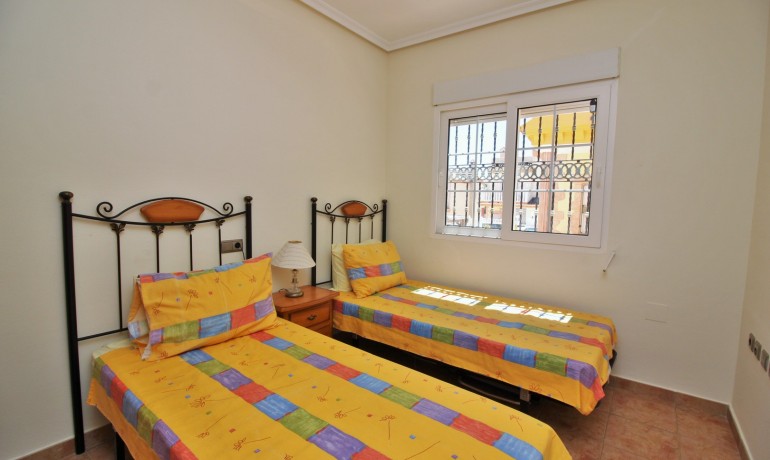 Sale - Villa -
Villamartin - Los Dolses