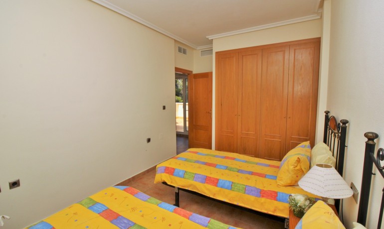 Sale - Villa -
Villamartin - Los Dolses