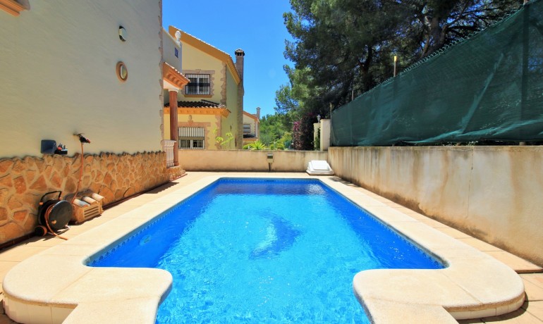 Sale - Villa -
Villamartin - Los Dolses