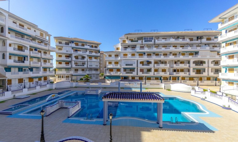 Sale - Apartment / Flat -
Torrevieja* - La Mata*