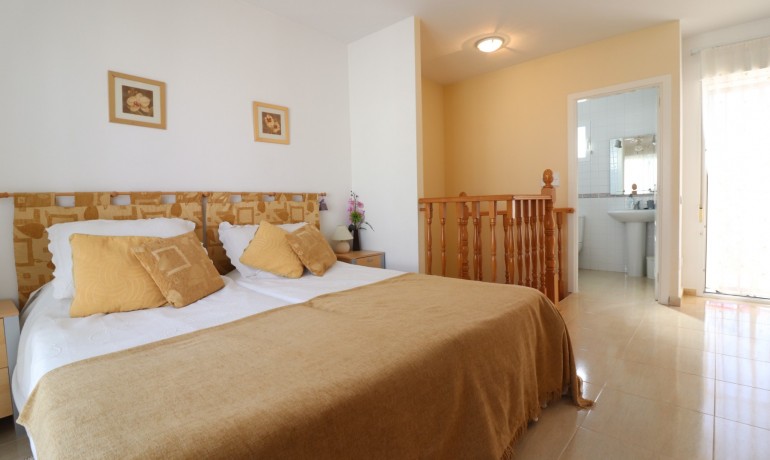 Sale - Apartment / Flat -
Formentera del Segura - Formentera - Village