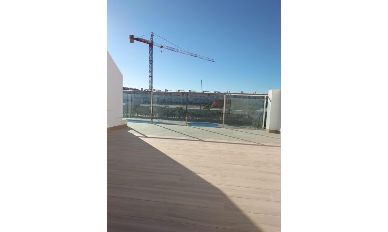 Nueva construcción  - Villa -
