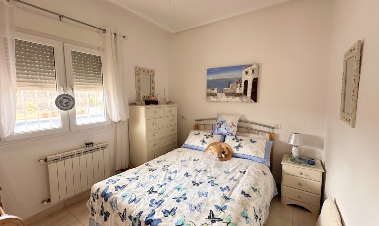 Revente - Villa -
Alicante* - Hondon de los Frailes*