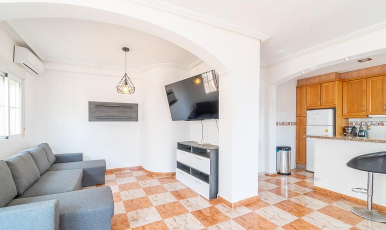 Sale - Villa -
Orihuela Costa - Los Dolses