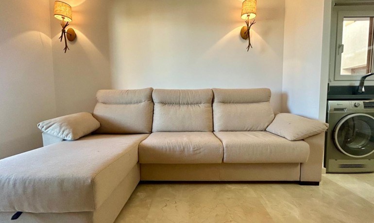 Sale - Apartment / Flat -
Torrevieja - Punta prima