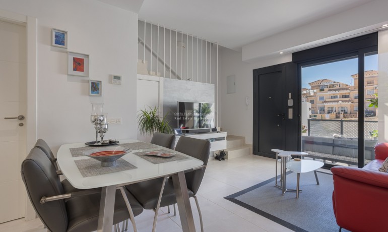 Sale - Townhouse -
Orihuela Costa - Villamartín