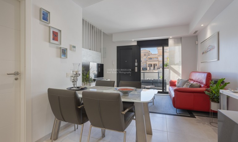 Sale - Townhouse -
Orihuela Costa - Villamartín