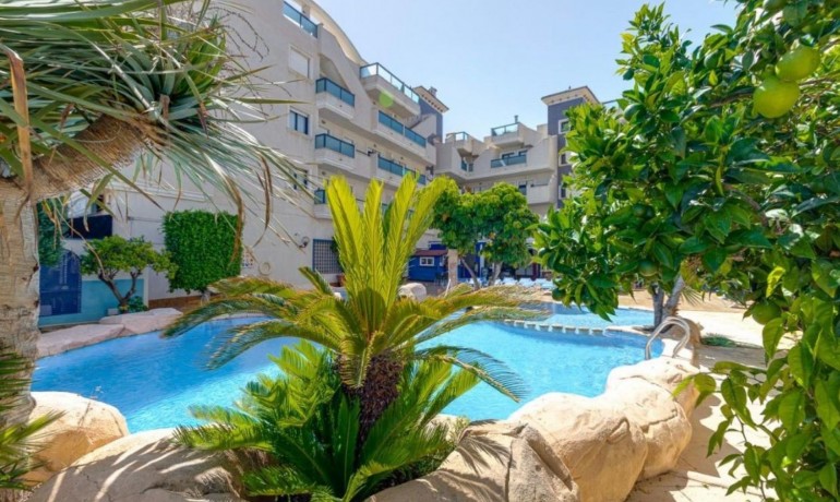 Sale - Apartment / Flat -
Orihuela Costa - Cabo Roig