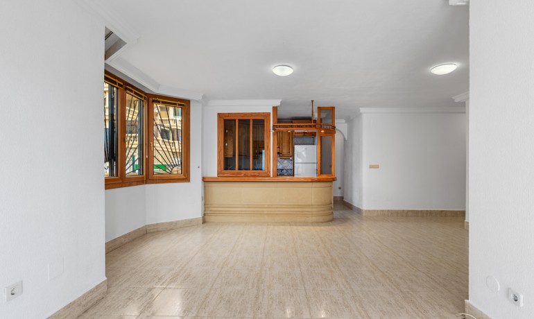 Sale - Apartment / Flat -
Guardamar del Segura* - El Raso*