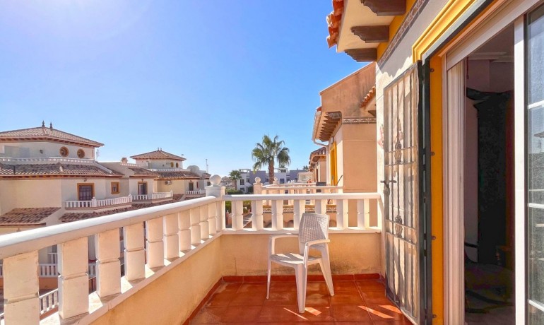 Sale - House -
Orihuela Costa - Lomas de Cabo Roig