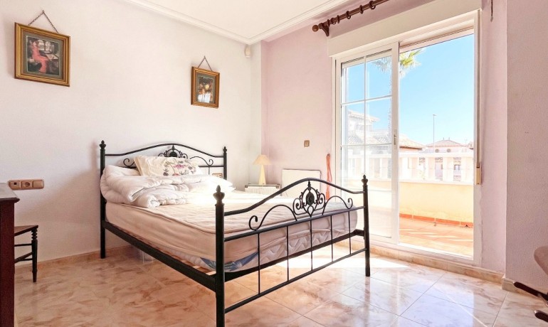 Revente - Maison -
Orihuela Costa - Lomas de Cabo Roig