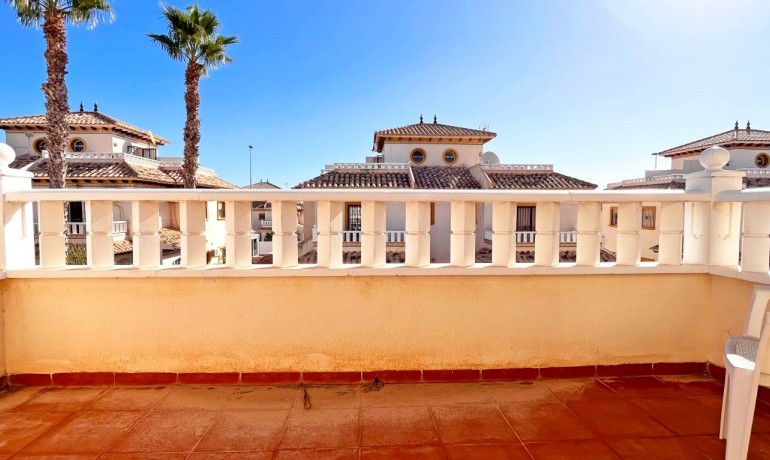 Sale - House -
Orihuela Costa - Lomas de Cabo Roig