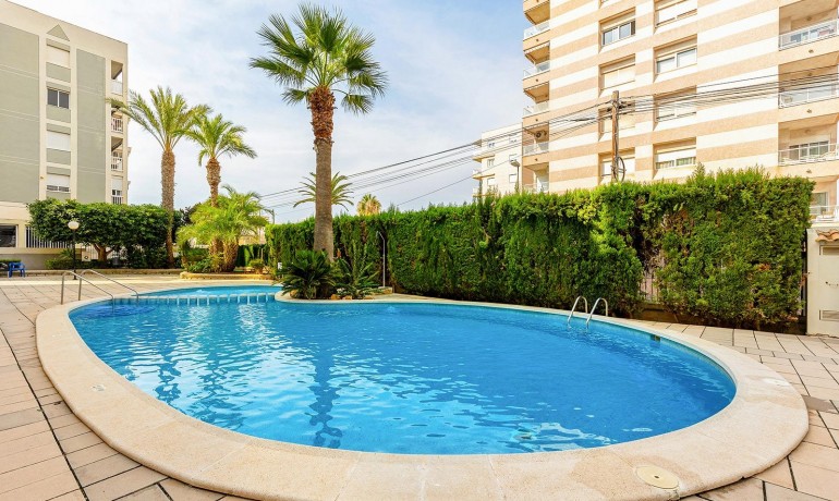 Sale - Apartment / Flat -
Torrevieja - Nueva Torrevieja