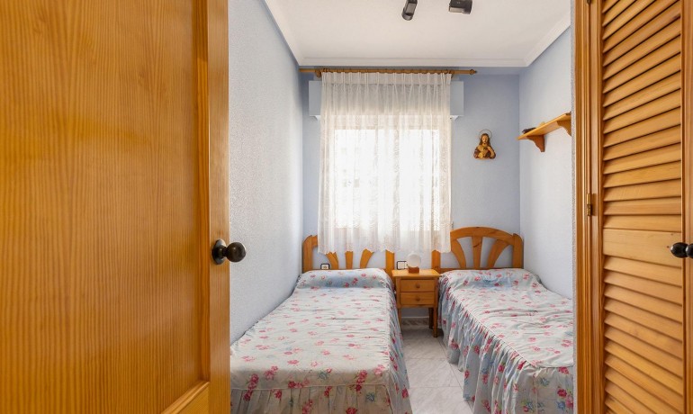 Sale - Apartment / Flat -
Torrevieja - Nueva Torrevieja