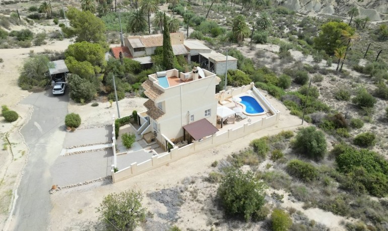 Sale - Villa -
Alicante* - Albanilla*