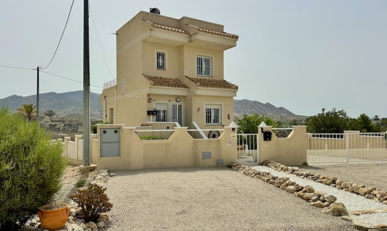 Sale - Villa -
Alicante* - Albanilla*