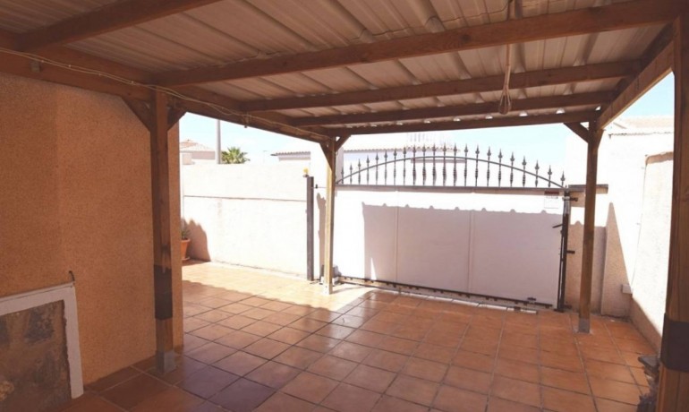 Venta - Villa -
