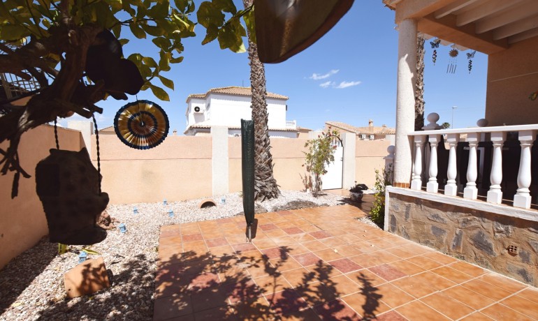 Sale - Villa -
Benijofar*