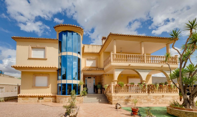 Sale - Villa -
Orihuela - Hurchillo