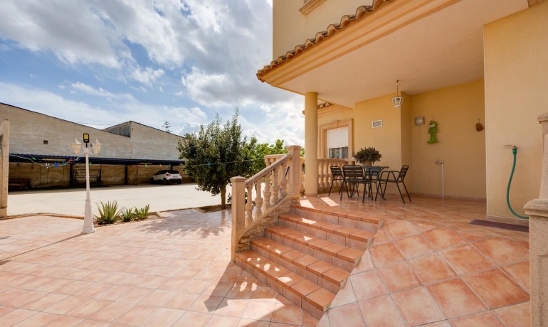 Sale - Villa -
Orihuela* - Hurchillo