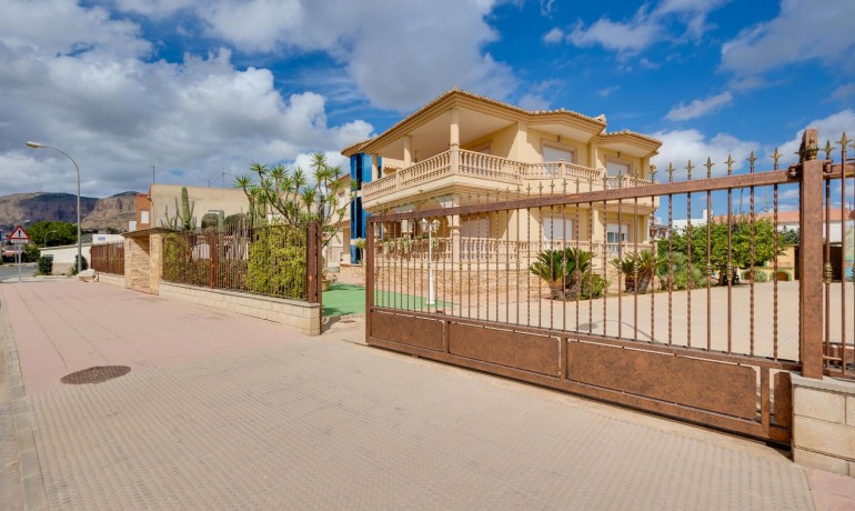 Sale - Villa -
Orihuela* - Hurchillo