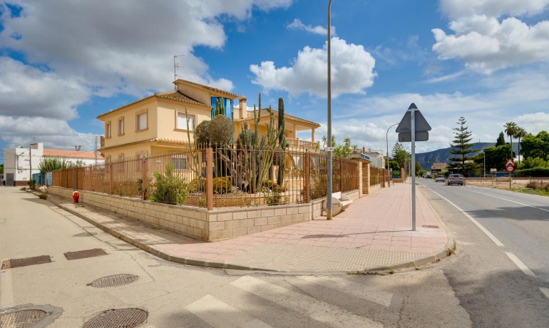 Sale - Villa -
Orihuela - Hurchillo