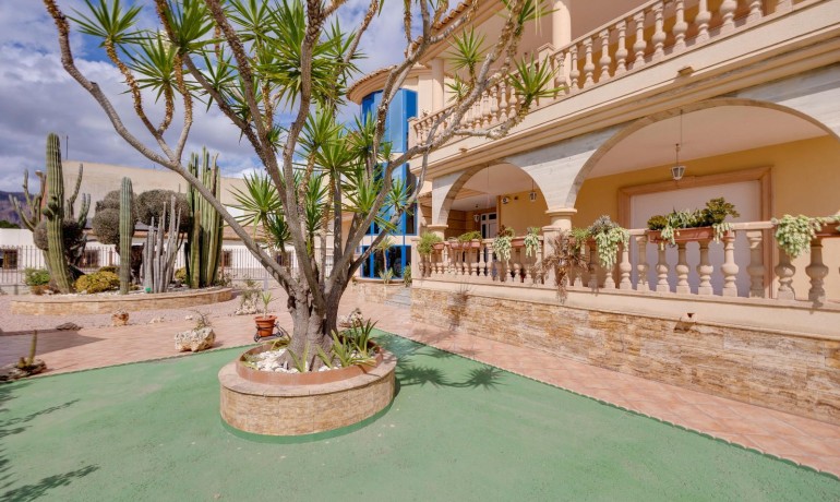 Sale - Villa -
Orihuela - Hurchillo