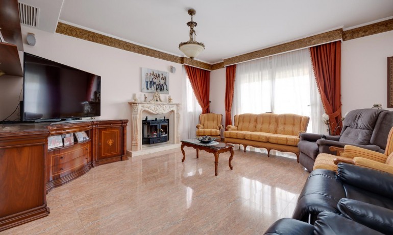 Sale - Villa -
Orihuela - Hurchillo