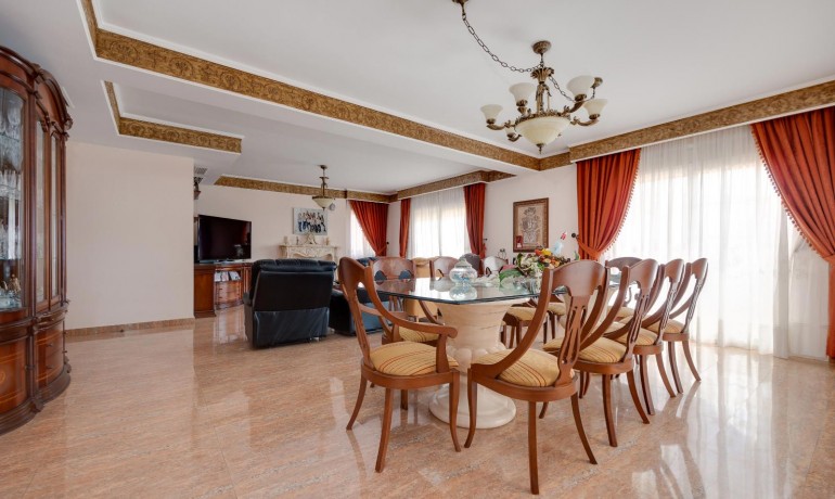 Sale - Villa -
Orihuela - Hurchillo