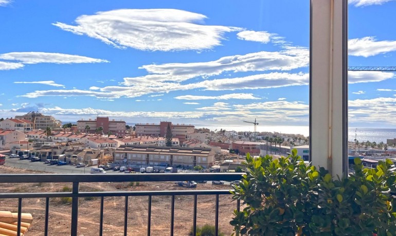 Sale - Apartment / Flat -
Torrevieja - Torrelamata - La Mata