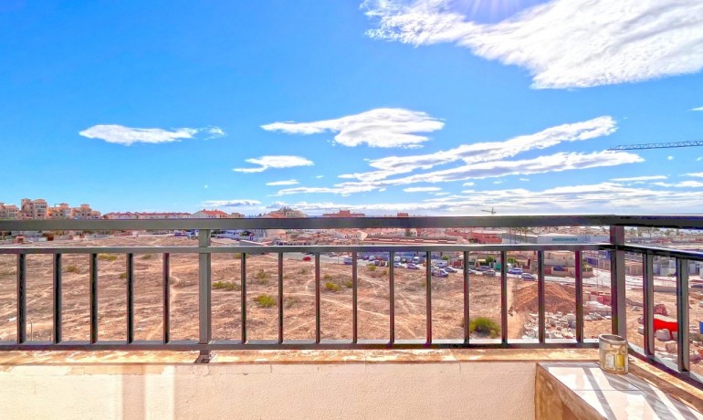 Sale - Apartment / Flat -
Torrevieja - Torrelamata - La Mata