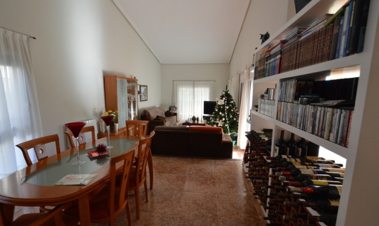 Sale - Villa -
Torrevieja - Los Balcones