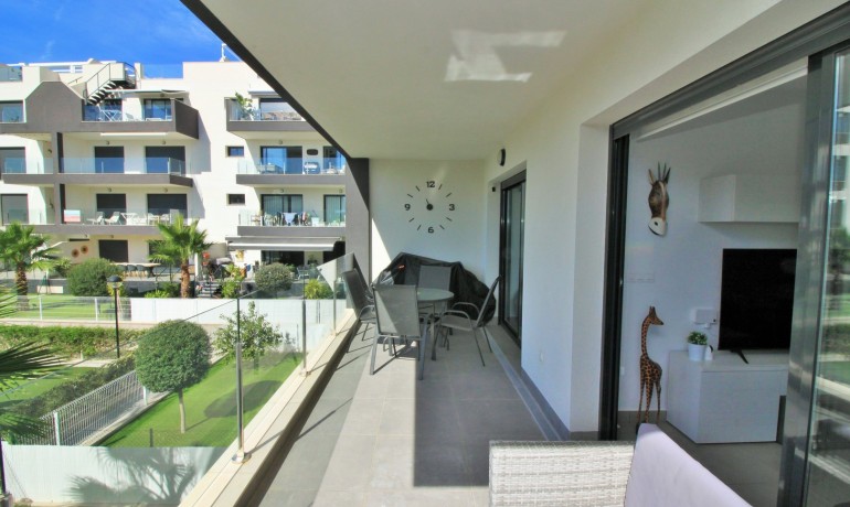 Sale - Apartment / Flat -
Orihuela Costa* - Villamartin*