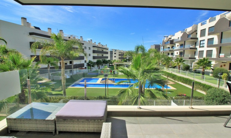 Revente - Appartement / Flat -
Orihuela Costa* - Villamartin*