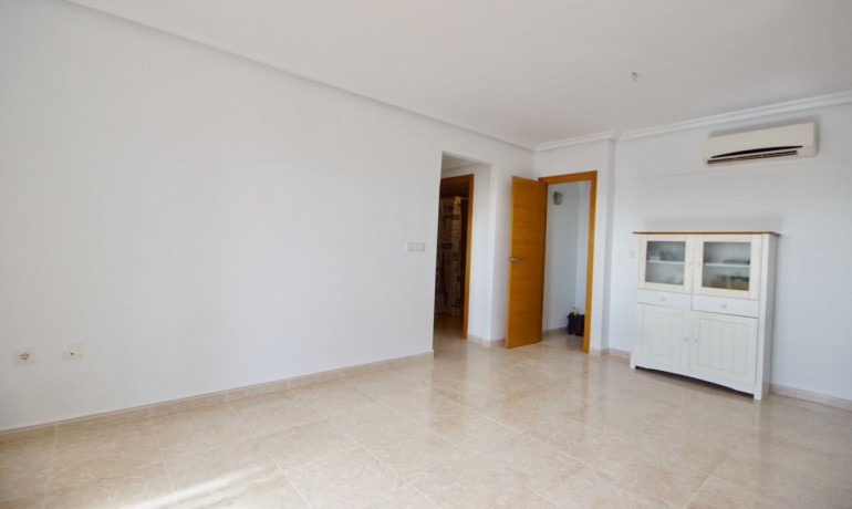 Sale - Apartment / Flat -
Orihuela Costa* - Playa Flamenca*