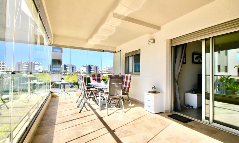 Sale - Apartment / Flat -
Villamartin