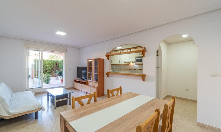 Sale - Apartment / Flat -
Orihuela Costa - Playa Flamenca