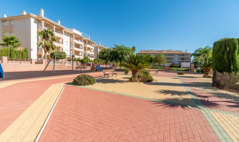 Herverkoop - Appartement / Flat -
Orihuela Costa* - Playa Flamenca*