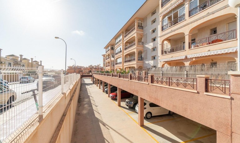 Sale - Apartment / Flat -
Orihuela Costa - Playa Flamenca