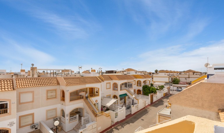 Sale - Apartment / Flat -
Torrevieja